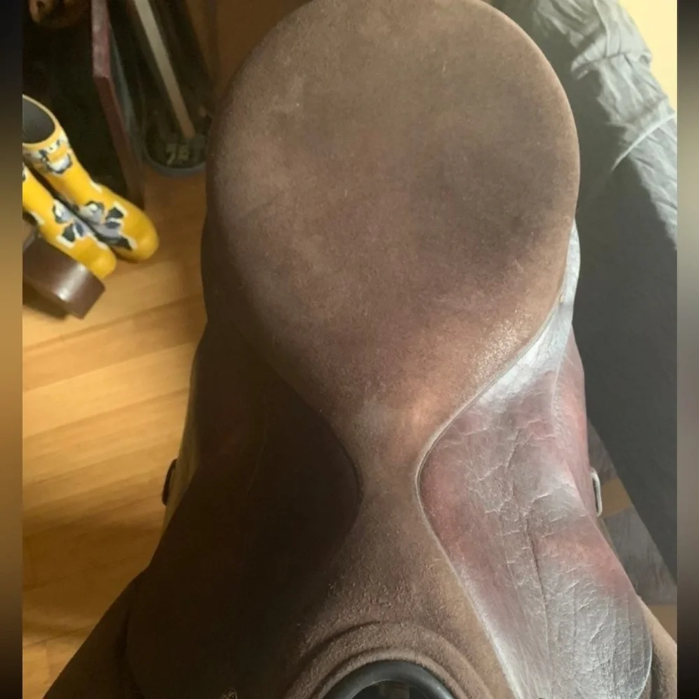 Sankey Dressage Saddle - Picture 12 of 12
